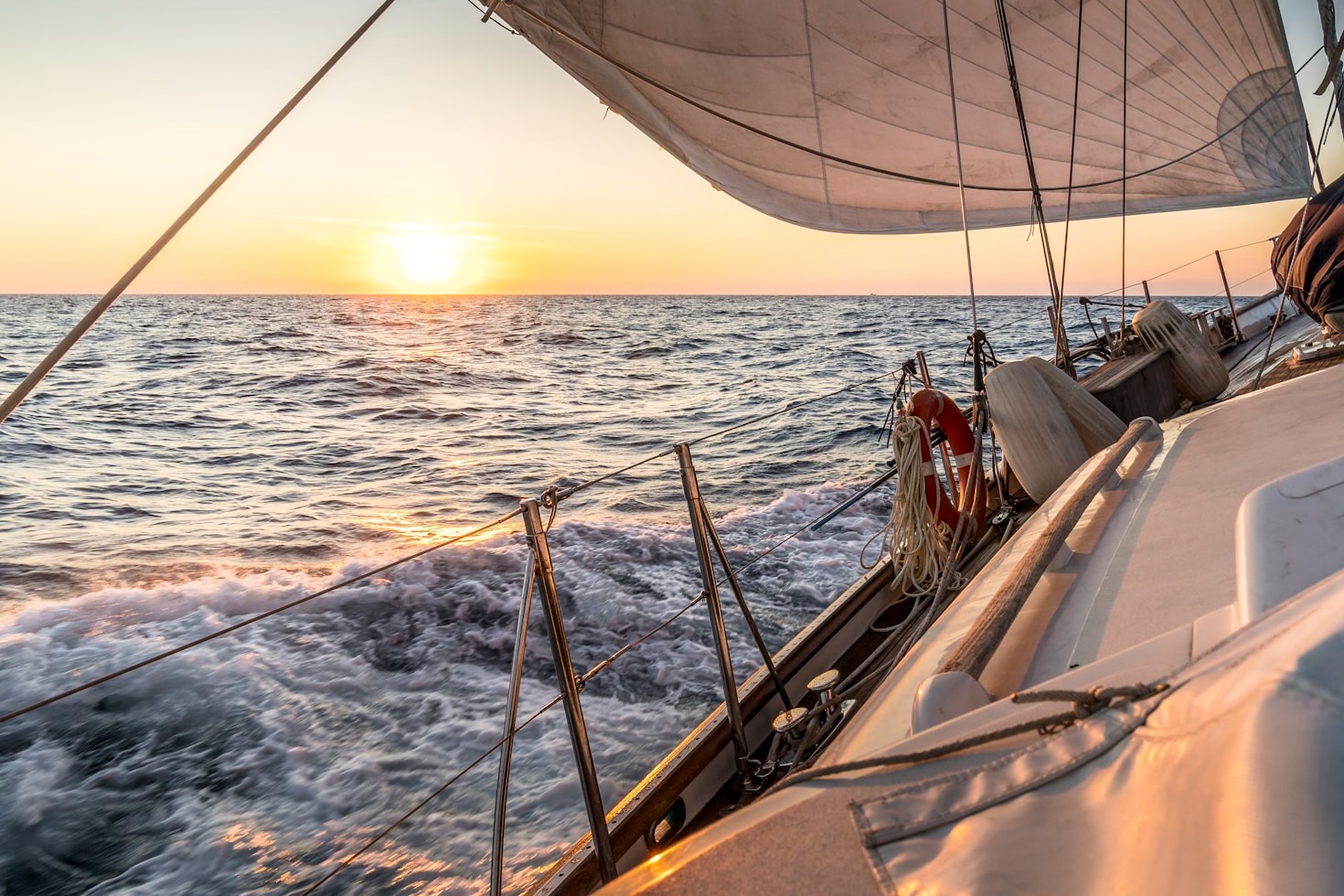 An Insider’s Look into Professional Sailing Tours